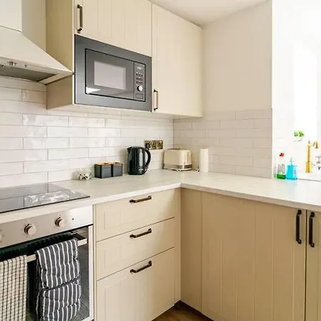 Luxury 2 Bed Apartment, Centre Of The Barbican! Plymouth Exterior photo