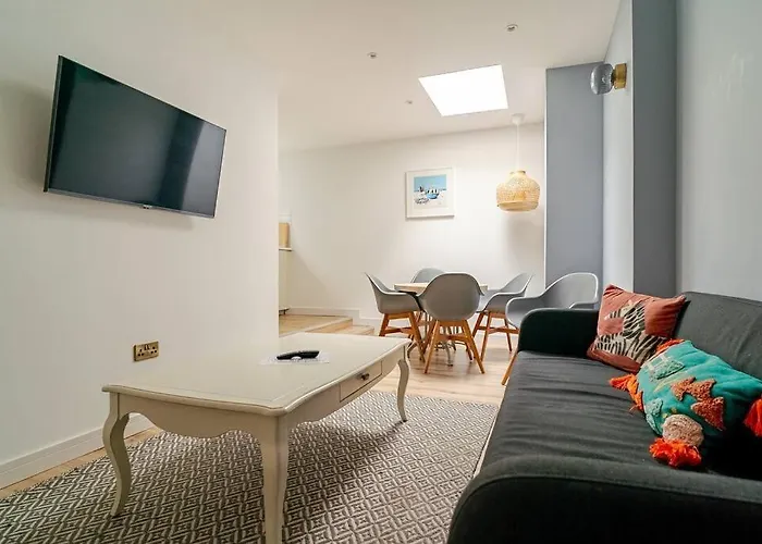 Luxury 2 Bed Apartment, Centre Of The Barbican!