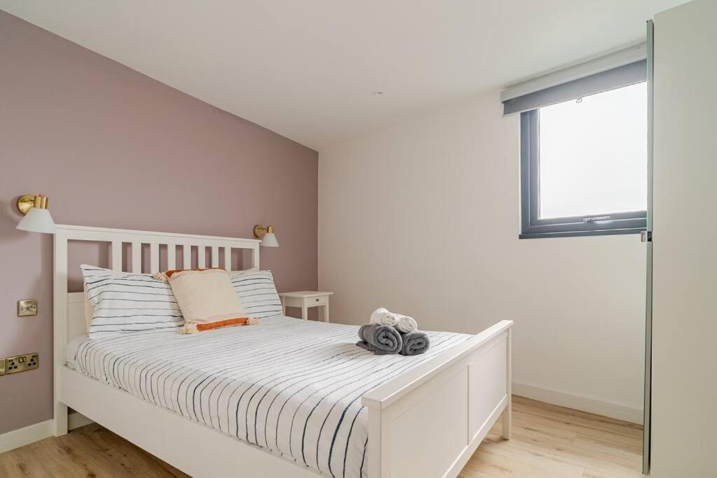 Apartment Luxury 2 Bed Apartment, Centre Of The Barbican!