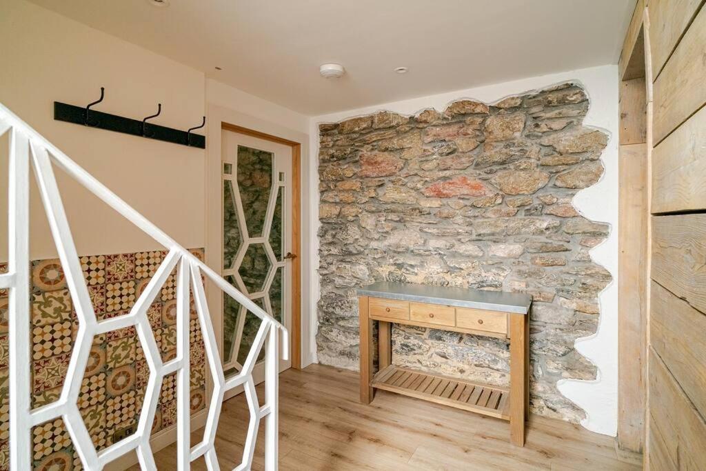Luxury 2 Bed Apartment, Centre Of The Barbican! Apartment Plymouth